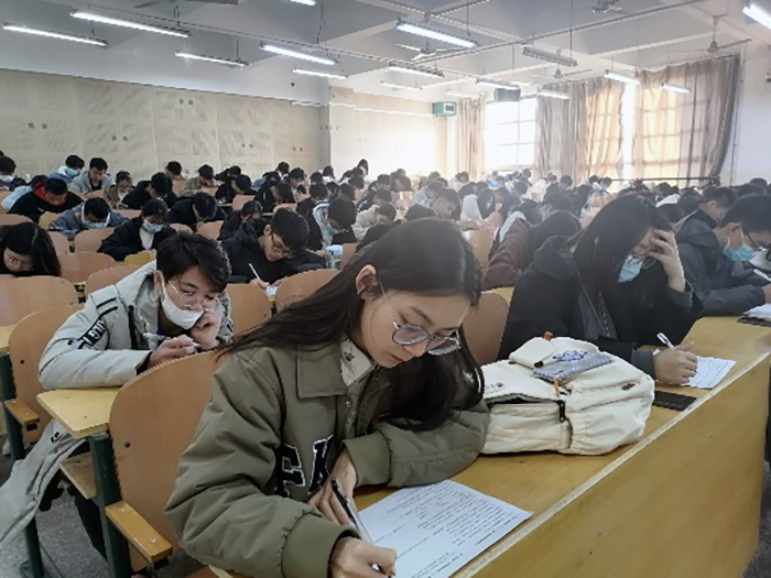 微扑克app
开展“青马工程”第二次理论学习暨2021级团干培训2.jpg